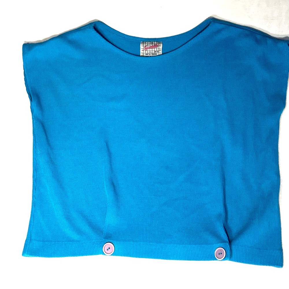 Vintage box Top with Button Accents
